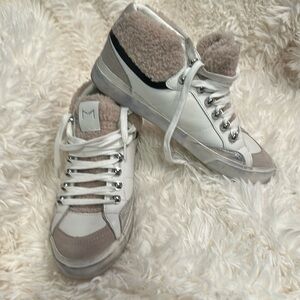 Marc Fisher LTD sneakers white with faux fur size 8M